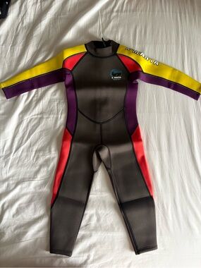 Kids Full-Body Wetsuit